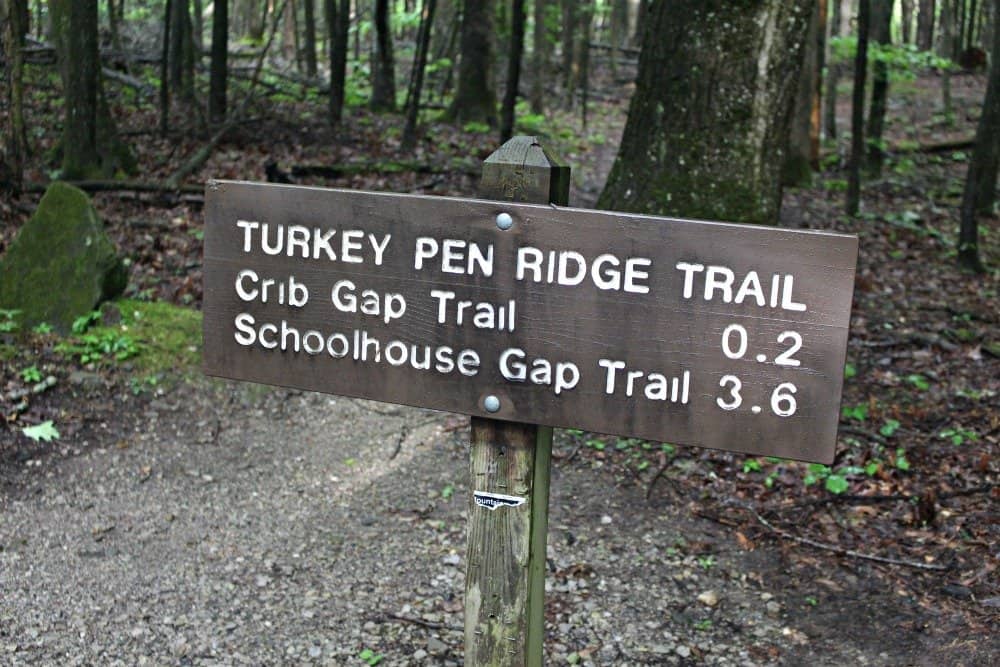 Turkey Pen Ridge Trailhead sign