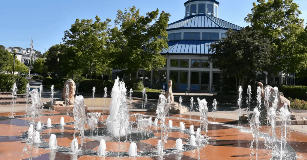 Splash Pad and Fountain in Coolidge Park Chattanooga