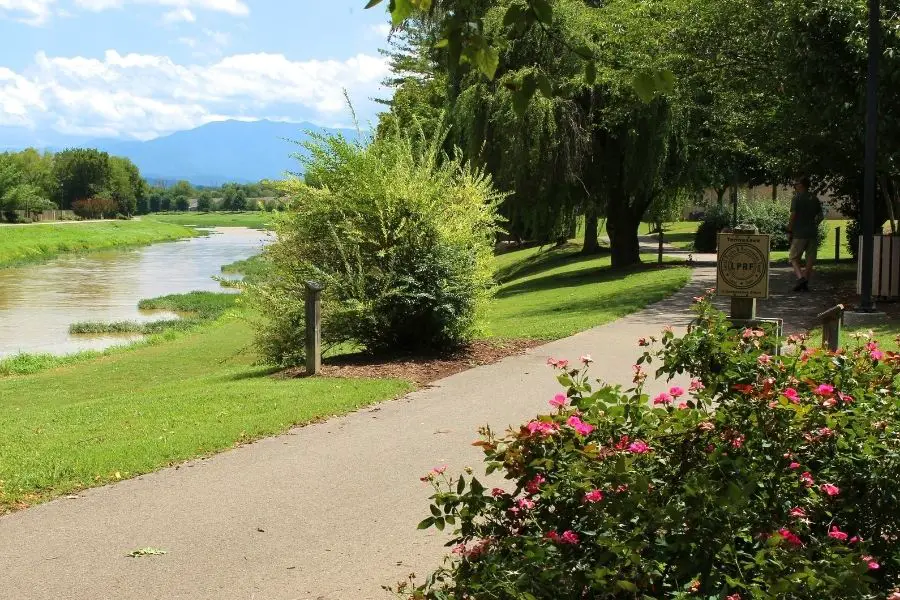 Burchfiel Grove and Arboretum Sevierville